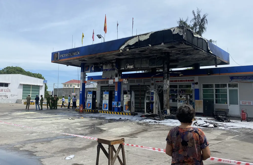 Hiện trường đám cháy đang được bảo vệ để điều tra, làm rõ