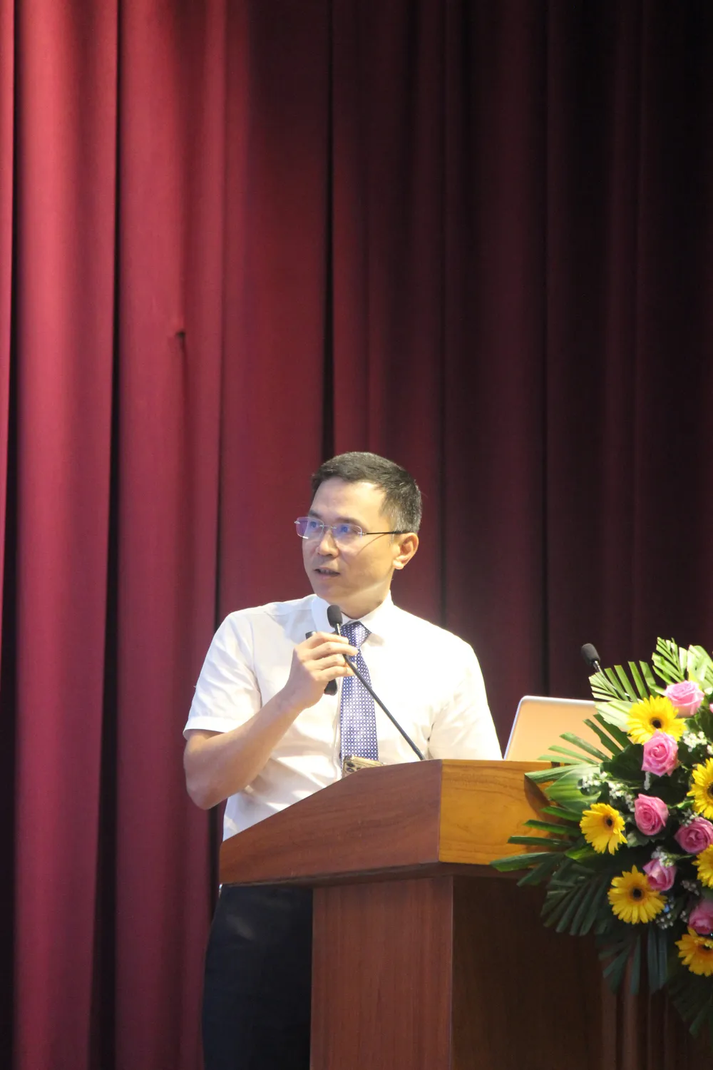 Ông Phạm Anh Tuấn, Cục trưởng Cục Thông tin đối ngoại nêu ý kiến Ông Phạm Anh Tuấn, Cục trưởng Cục Thông tin đối ngoại nêu ý kiến