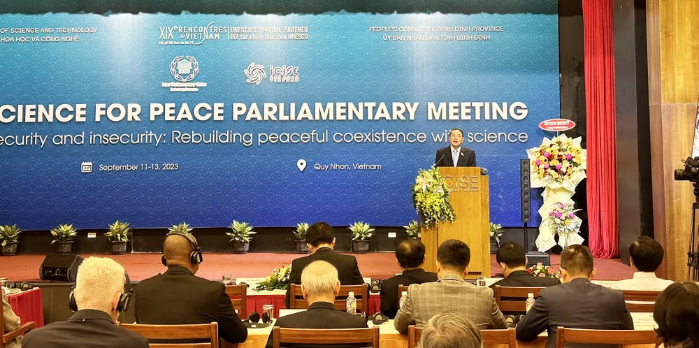 Phó Chủ tịch Quốc hội Nguyễn Đức Hải phát biểu tại sự kiện Phó Chủ tịch Quốc hội Nguyễn Đức Hải phát biểu tại sự kiện