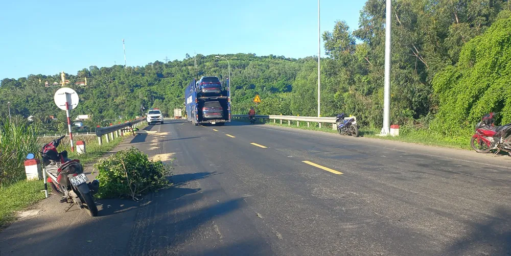 Hiện trường vụ tai nạn sáng 12-10 Hiện trường vụ tai nạn sáng 12-10