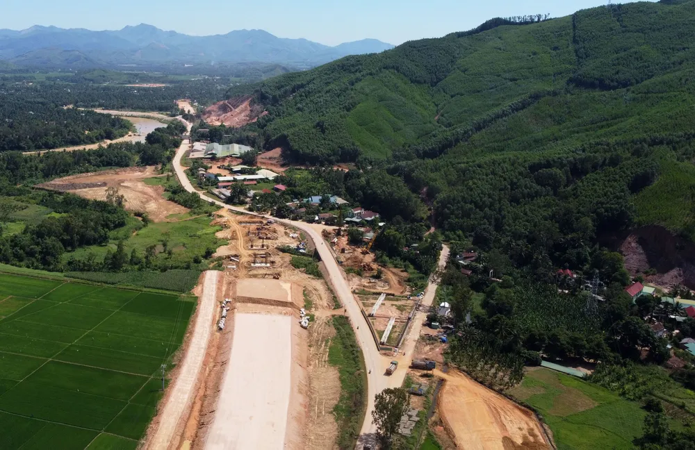 Dự án cao tốc Bắc - Nam qua địa bàn các huyện Phù Mỹ, Hoài Ân (tỉnh Bình Định)