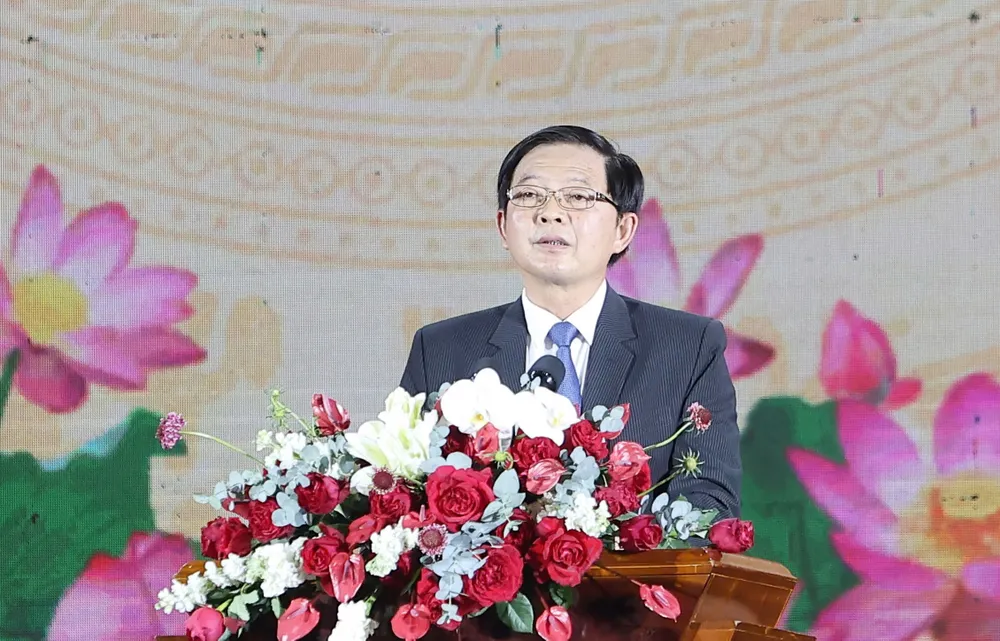 Bí thư Tỉnh ủy Bình Định Hồ Quốc Dũng đọc diễn văn tại lễ kỷ niệm z6609123422789_a65b3d5ada3265b8f836982ed7de3b1f.jpg
