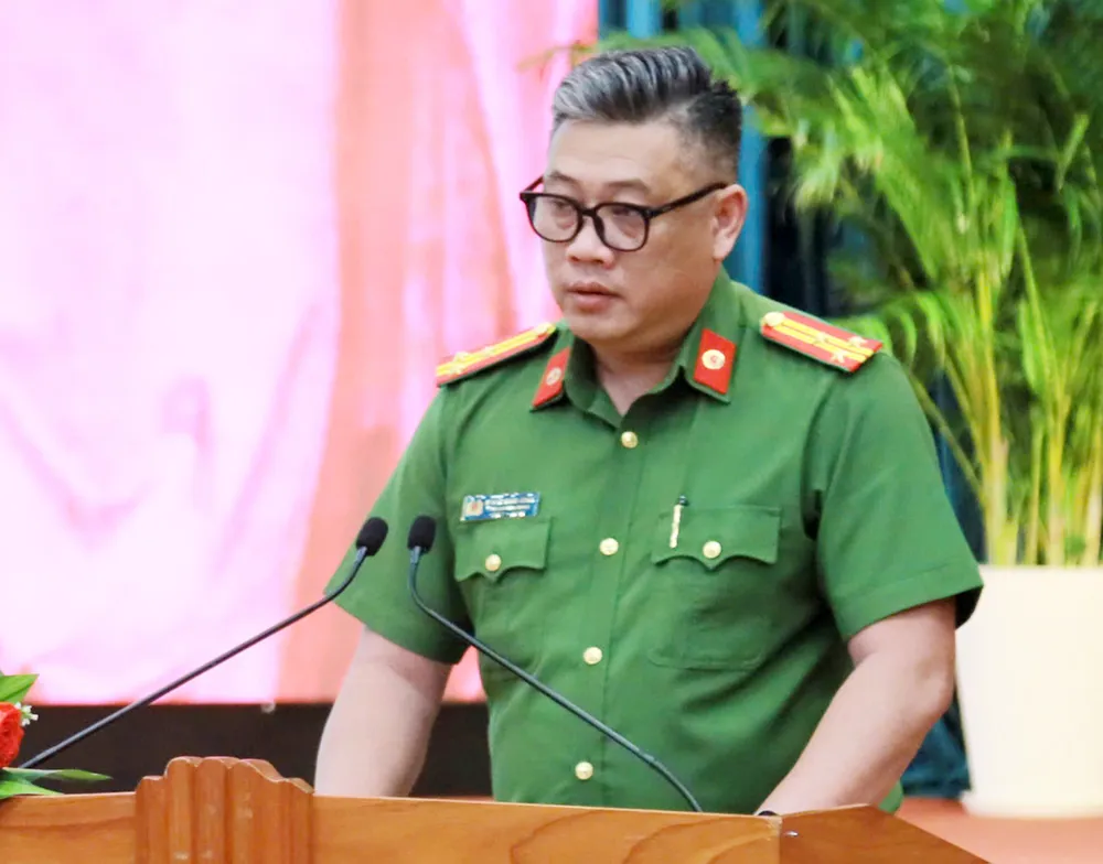 Đại diện Công an tỉnh Bình Định phát biểu tại hội nghị z6654768301964_46a5044c0c5c40ee03828fce4cd00442.jpg