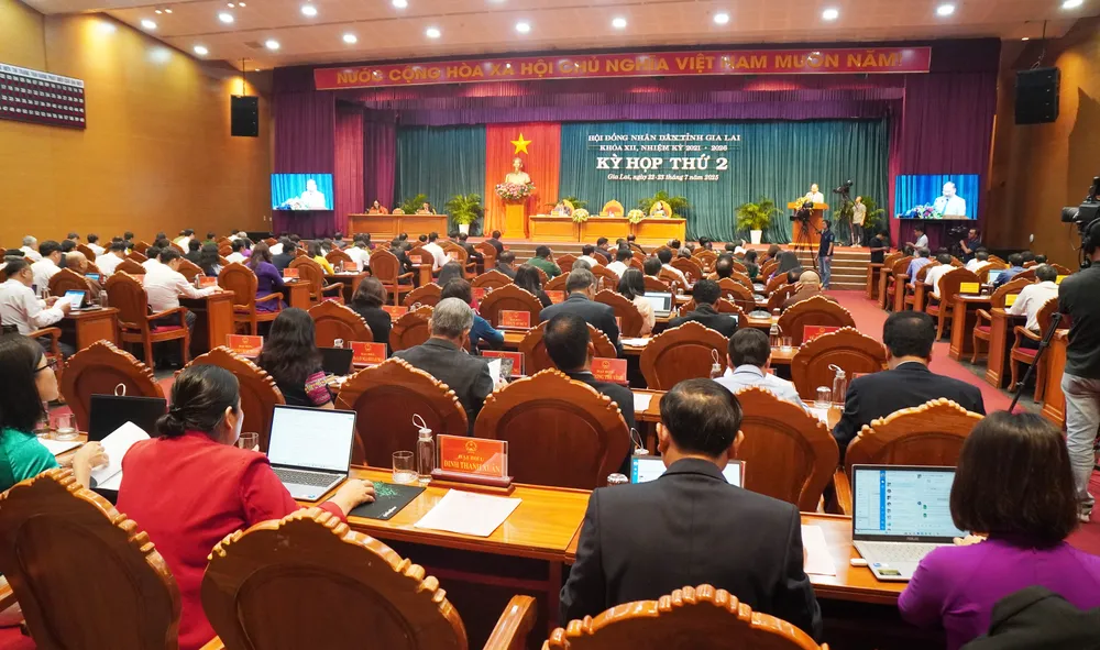 Toàn cảnh Kỳ họp thứ 2 Hội đồng Nhân dân tỉnh Gia Lai DSC01688.JPG