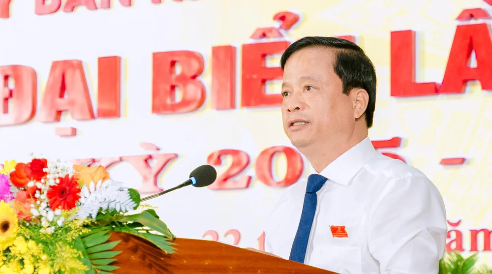 Ông Nguyễn Tuấn Thanh báo cáo tại đại hội z6931942672251_67800b735c53fcec7488258a3b9a2358.jpg
