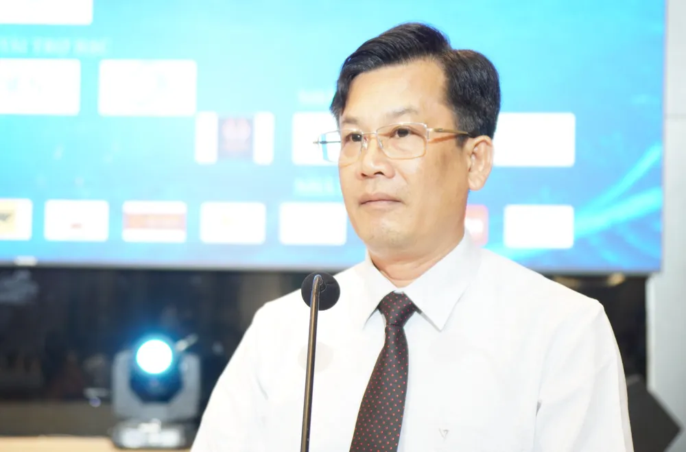 Ông Cao Thanh Thương, Giám đốc Sở NN-MT tỉnh Gia Lai, thông tin tại họp báo DSC02888.JPG