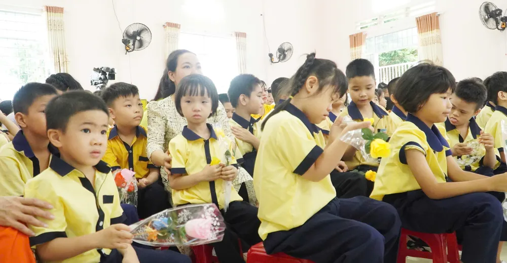 Các em học sinh ở Trường chuyên biệt Hy vọng Quy Nhơn trong lễ khai giảng năm học mới z6978271726236_93bd427acece1eeb6f7efc1bfe61c155.jpg