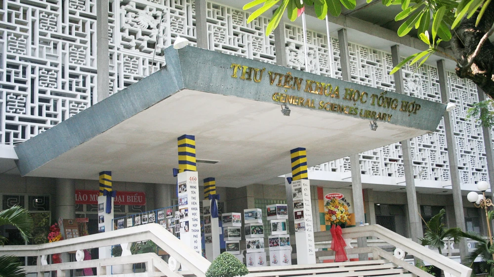 Thư viện Khoa học Tổng hợp TPHCM 