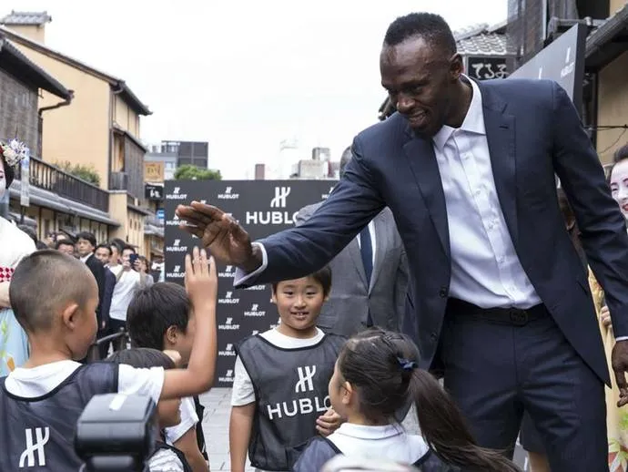 Trẻ em Kyoto giao lưu thần tượng “Tia chớp”