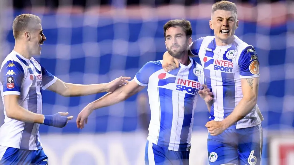 Wigan Athletic - Man City 1-0: Gã khổng lồ gục ngã ảnh 7