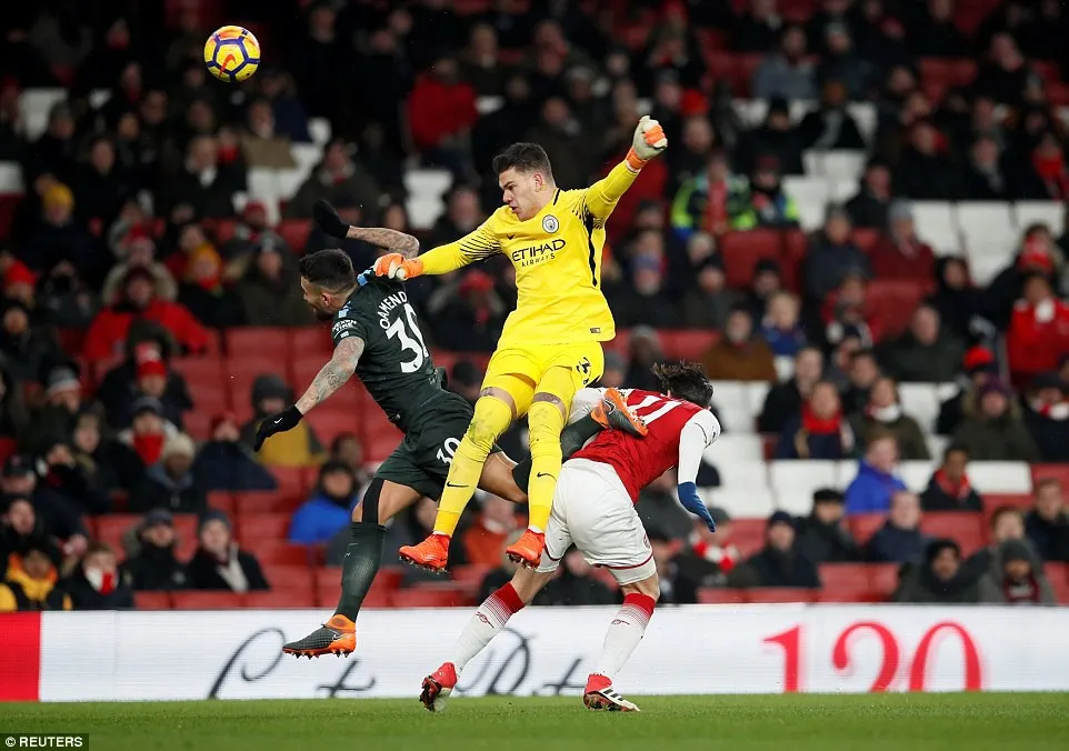 Arsenal - Man City 0-3: 4 ngày Wenger thua đậm Pep Guardiola 2 lần ảnh 4