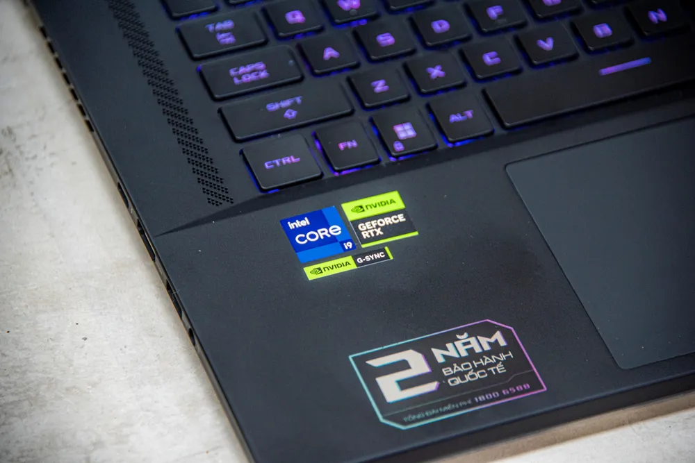 ROG Zephyrus M16 sử dụng Intel Core i9 13900H và NVIDIA GeForce RTX 4070 cho hiệu năng tốt cả khi chơi Game lẫn làm việc đồ họa ROG Zephyrus M16 sử dụng Intel Core i9 13900H và NVIDIA GeForce RTX 4070 cho hiệu năng tốt cả khi chơi Game lẫn làm việc đồ họa