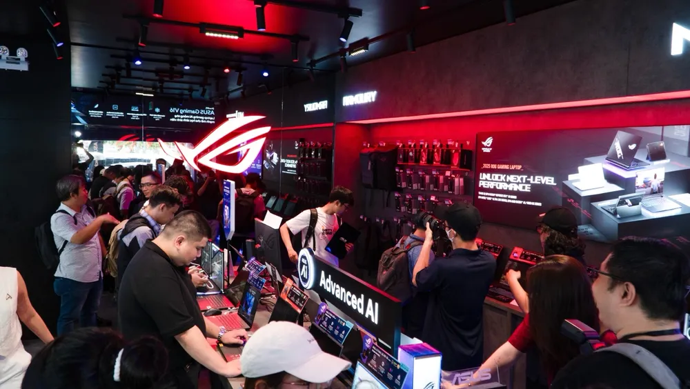 Khai trương ASUS Exclusive Store đầu tiên tại TPHCM