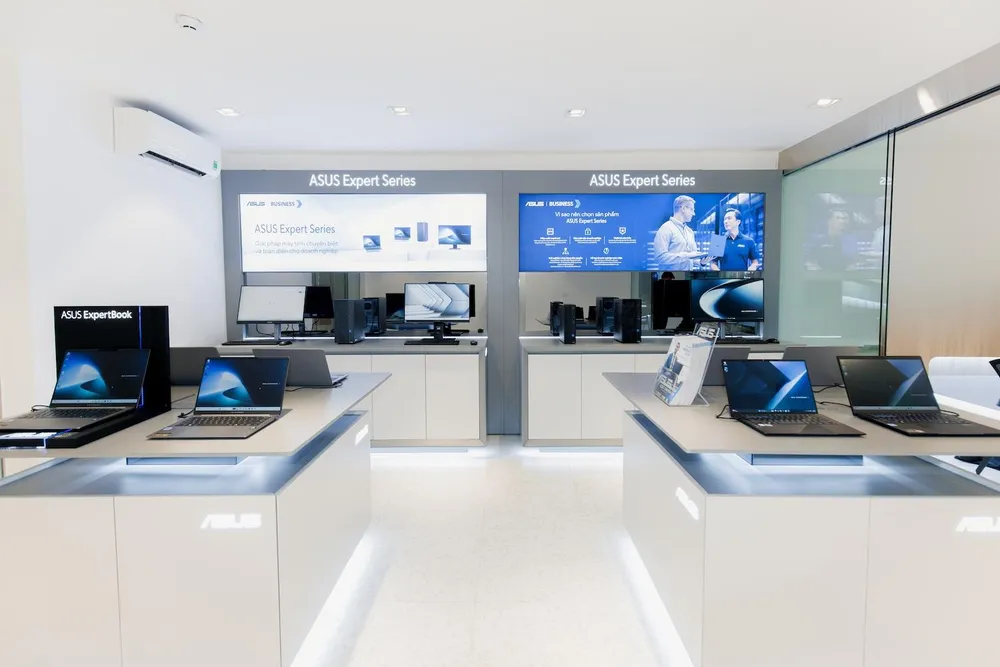 Khu vực trưng bày ASUS Expert Series tại ASUS Exclusive Store