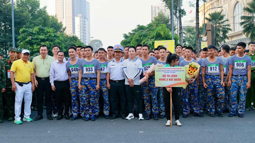 Hàng ngàn VĐV là cán bộ, chiến sĩ lực lượng vũ trang, dân quân tự vệ, thanh niên và các lực lượng liên quan tranh tài.