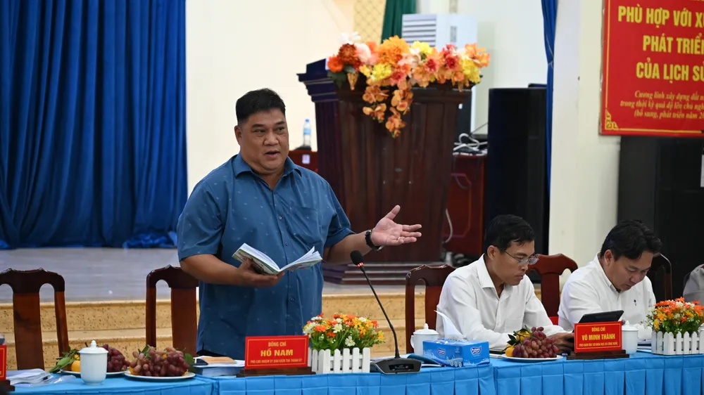 Đồng chí Hồ Nam, Phó Chủ nhiệm Ủy ban Kiểm tra Thành ủy phát biểu kết luận buổi làm việc DSC_0301.JPG