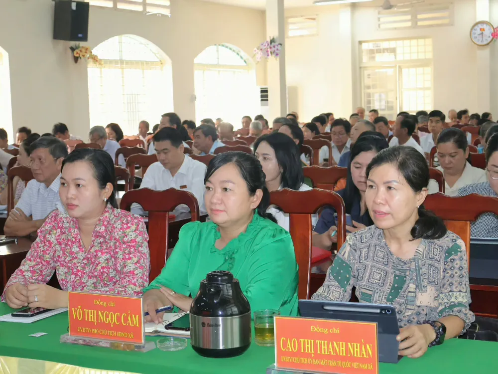 Cán bộ, đảng viên xã Củ Chi tham gia học tập, nghiên cứu z7173920719015_7426416425cfc11c361ba9a6f90227c9.jpg