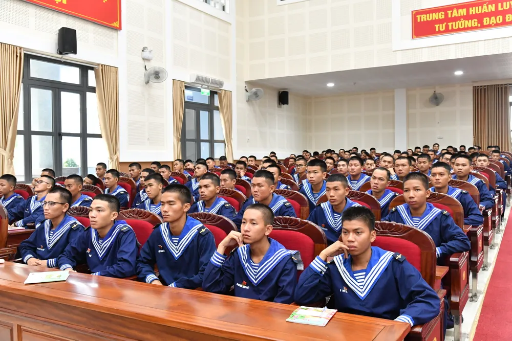 HÌNH 3. Quang cảnh buổi sinh hoạt 3.jpg