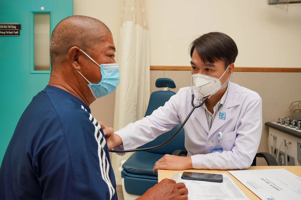 Người bệnh rung nhĩ được tư vấn dự phòng đột quỵ tại Bệnh viện Đại học Y Dược TPHCM F4b.jpg
