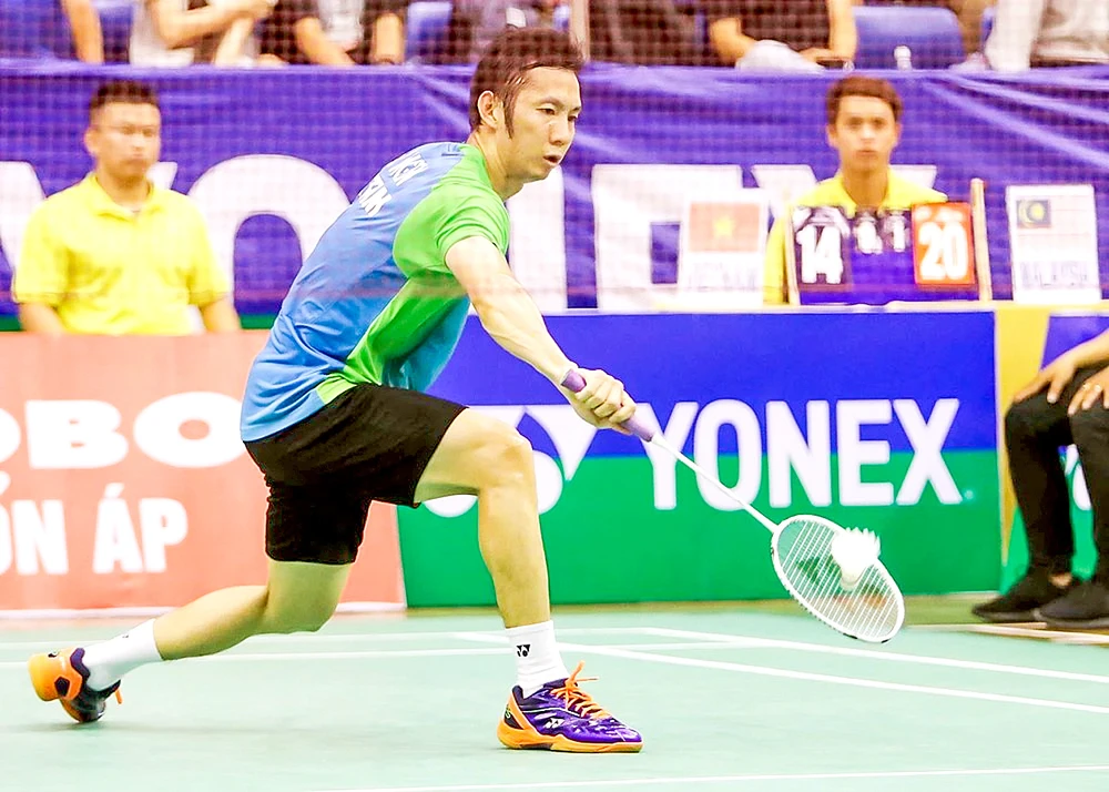 Tay vợt Nguyễn Tiến Minh thi đấu ở giải Vietnam International Challenge 2025. Ảnh: P.MINH H6c.jpg