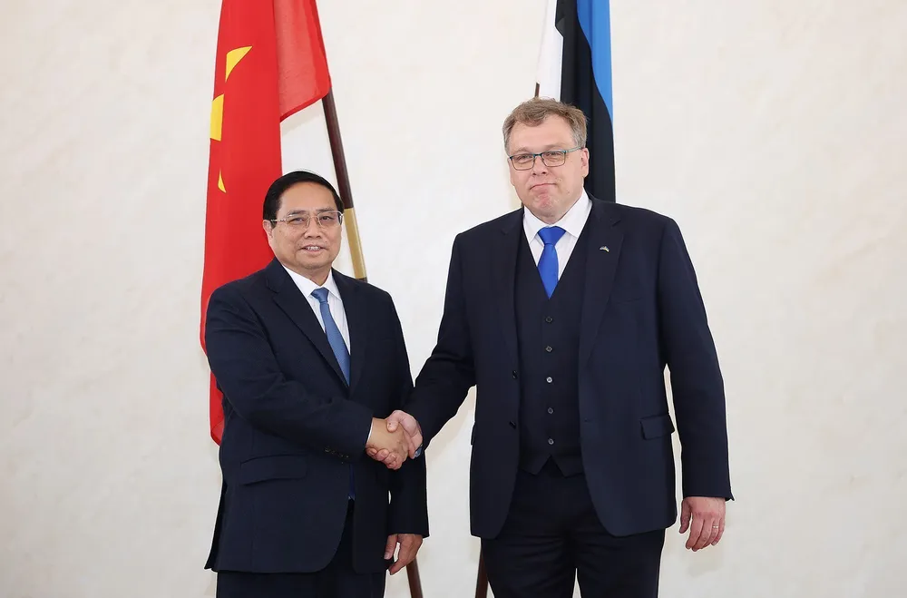 Thủ tướng Phạm Minh Chính hội kiến Chủ tịch Quốc hội Estonia Lauri Hussar. Ảnh: TTXVN F1f.jpg