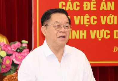 Đồng chí Nguyễn Trọng Nghĩa phát biểu tại buổi làm việc. Ảnh: TTXVN NTN.jpg