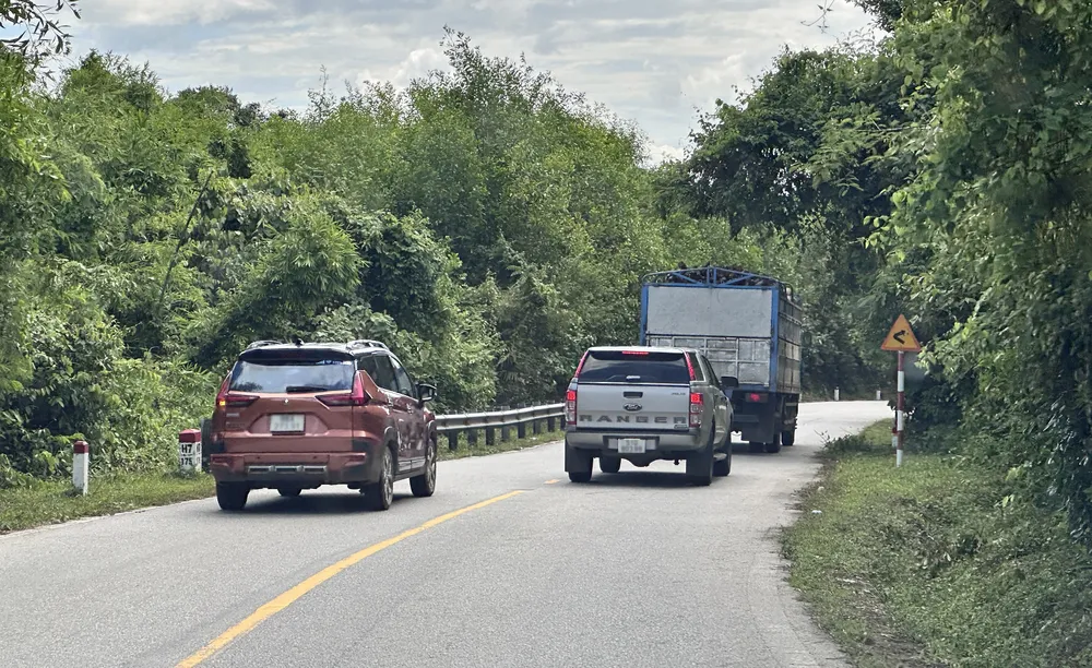 National Highway 28 is one of the main routes connecting Lam Dong and Binh Thuan. Photo: DOAN KIEN X3a.jpg