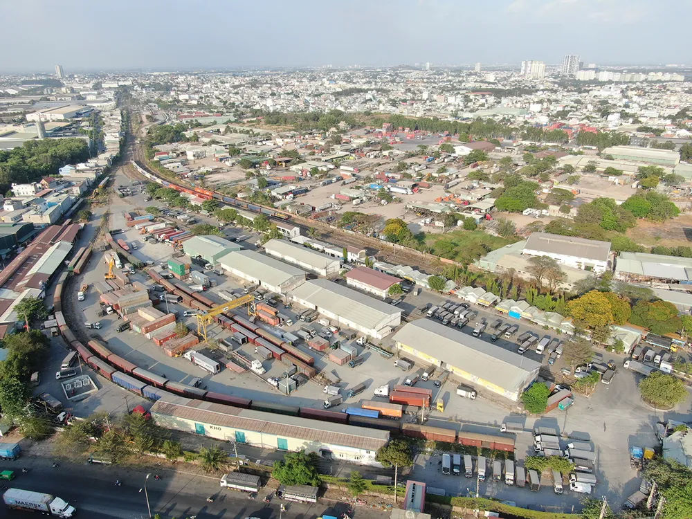 Station Song Than, Di An, Binh Duong vue d'en haut. Photo : Hoang Hung $3a.jpg
