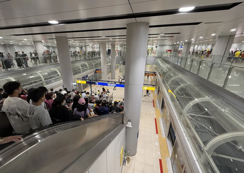 Với hệ thống metro hiện đại, TPHCM kỳ vọng trong tương lai sẽ kết nối rộng khắp các khu vực J4a.jpg