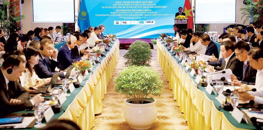 Toàn cảnh buổi “Bàn tròn doanh nghiệp TPHCM, Việt Nam và Astana, Kazakhstan” P8c.jpg