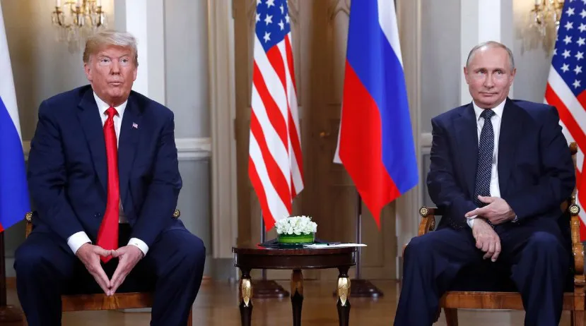 Tổng thống Mỹ Donald Trump (trái) sẽ gặp Tổng thống Nga Vladimir Putin vào ngày 15-8. Ảnh: CNN H8a.jpg