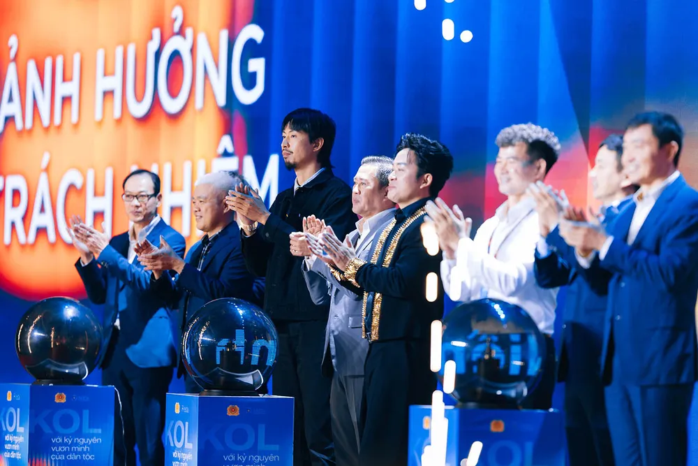 Nhiều gương mặt KOL nổi tiếng tham gia hội nghị S4b.jpg