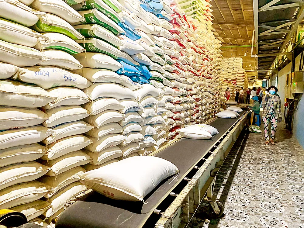 Một kho gạo của doanh nghiệp tại phường Mỹ Thới, tỉnh An Giang. Ảnh: ĐỨC TRUNG Z1f.jpg
