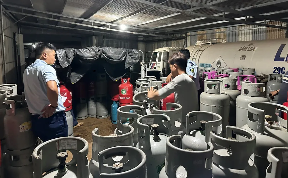 Điểm chiết gas trái phép trong Khu công nghiệp Biên Hòa 1