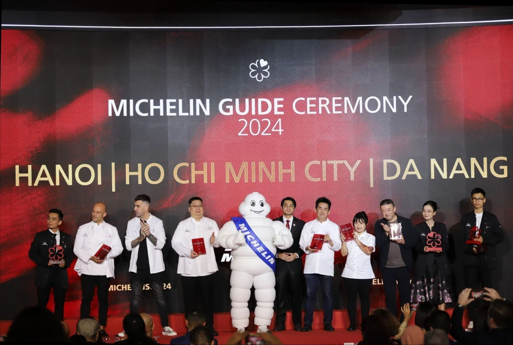 Michelin guide vinh danh các cơ sở ăn uống tối 27-6 Michelin guide vinh danh các cơ sở ăn uống tối 27.6.jpg