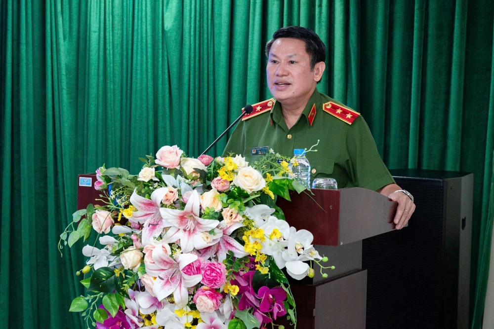 Trung tướng Nguyễn Văn Viện, Cục trưởng C04 thông tin tại buổi phát động. Ảnh: ĐỖ TRUNG 59a50045ad7c0a22536d.jpg