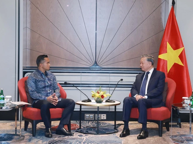 Tổng Bí thư Tô Lâm tiếp ông Anindya Bakrie, Chủ tịch Phòng Thương mại và Công nghiệp Indonesia (KADIN). Ảnh: TTXVN tbt4.jpg