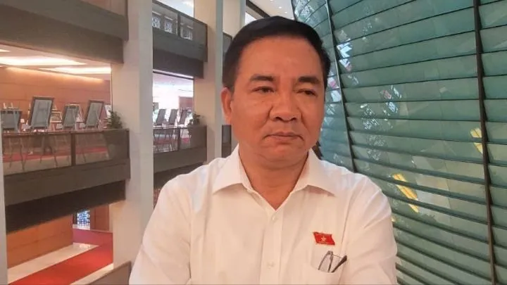 Trung tướng Nguyễn Minh Đức, đại biểu Quốc hội TPHCM. Ảnh: LÂM NGUYÊN 1.jpg