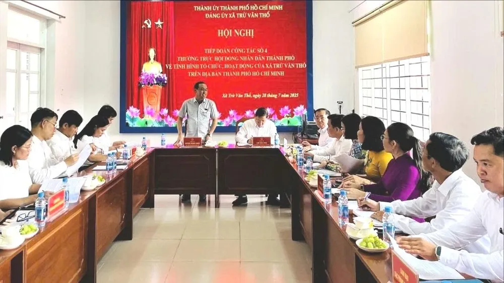 Đồng chí Huỳnh Thanh Nhân phát biểu tại buổi làm việc 1000028808.jpg
