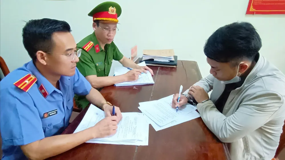 Khởi tố nhóm đối tượng hành hung chủ phòng khám nha khoa ở Quảng Trị