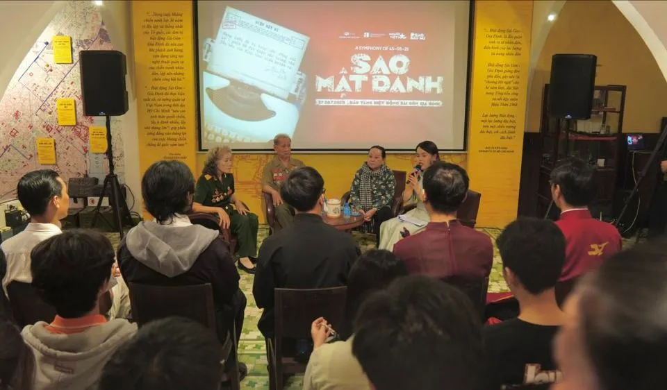 Các bạn trẻ tham dự loạt talkshow tương tác A Symphony of 45-05-25 tại Bảo tàng Biệt động Sài Gòn - Gia Định i6A.jpg