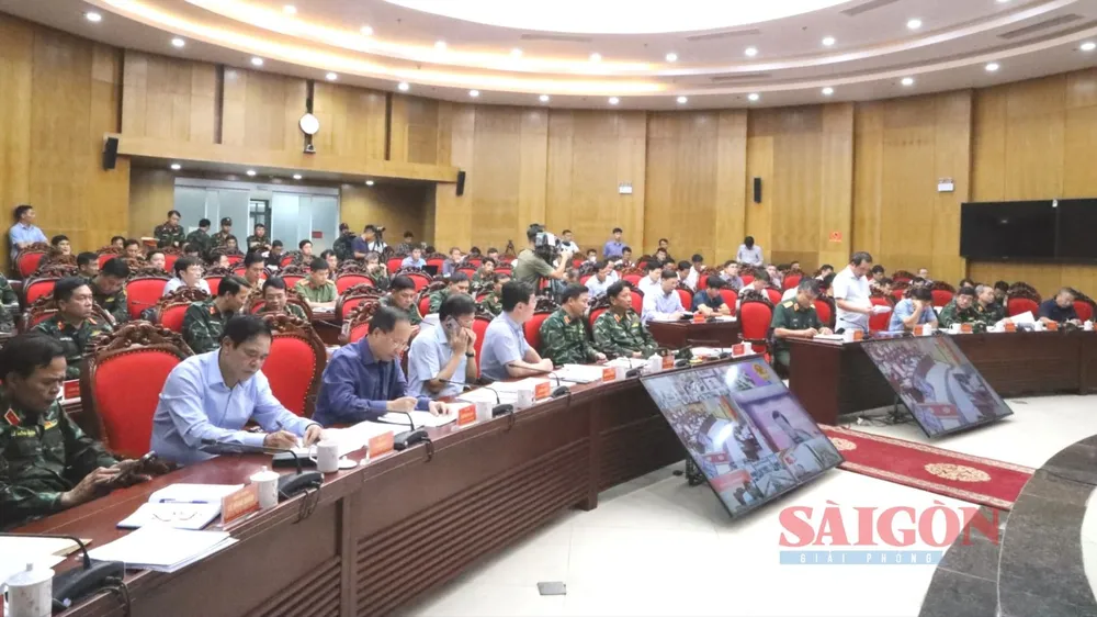 Quang cảnh cuộc họp 141A9084.JPG
