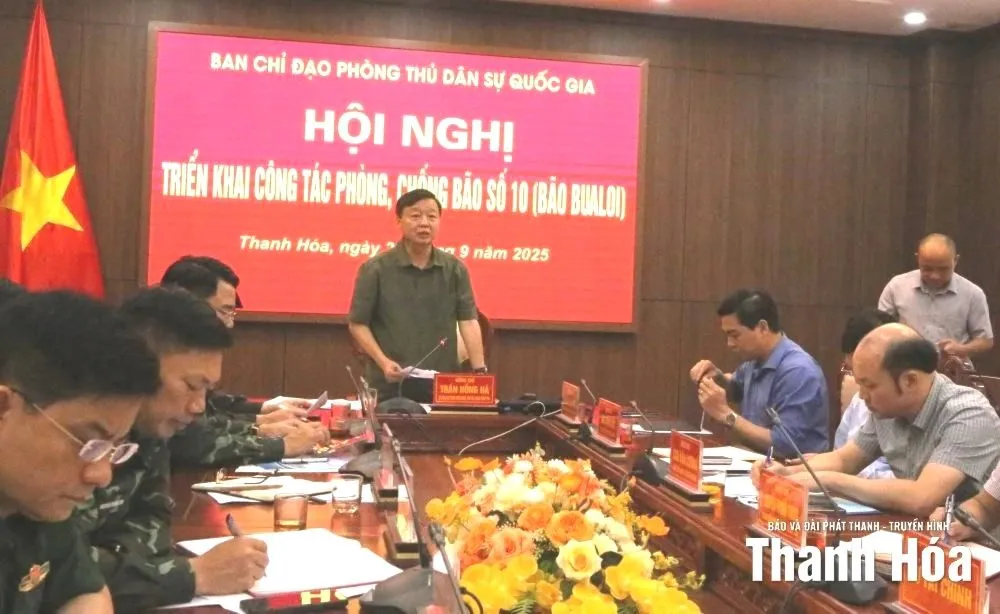 Phó Thủ tướng Trần Hồng Hà phát biểu tại hội nghị. Ảnh: Báo và Đài PTTH Thanh Hóa phó thủ tuong.jpg