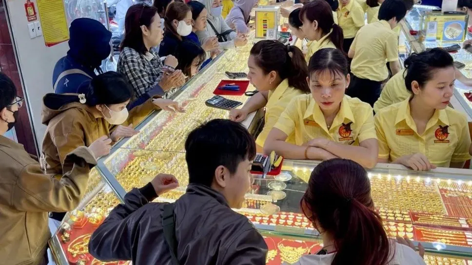 Không thực hiện thanh toán mua, bán vàng qua tài khoản thanh toán bị phạt tới 20 triệu đồng