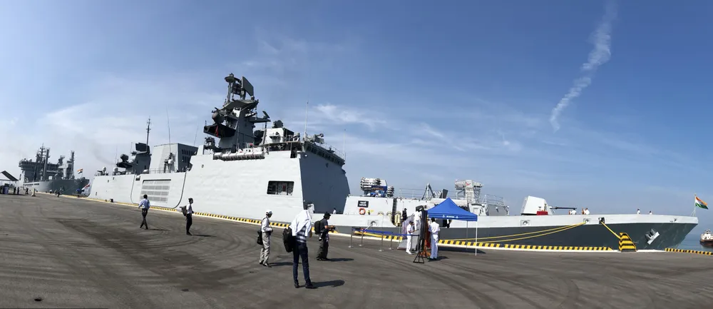 Hạm đội miền Đông Ấn Độ sẽ diễn tập hàng hải chung với Hải quân Việt Nam ảnh 12