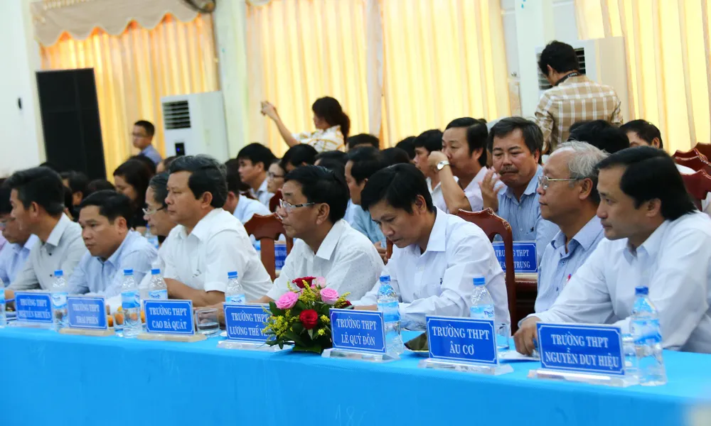 Bộ trưởng Bộ GD-ĐT làm việc với ngành GD-ĐT Quảng Nam ảnh 2