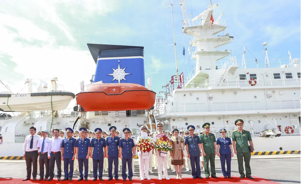 Tàu Lực lượng Bảo vệ bờ biển Nhật Bản - Kojima cập cảng Tiên Sa ảnh 2