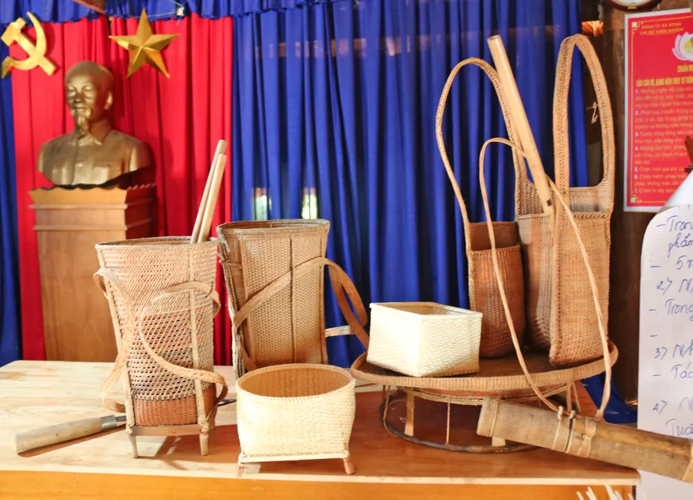 Bảo tồn và phát triển nghề đan lát của người Cơ Tu ảnh 4