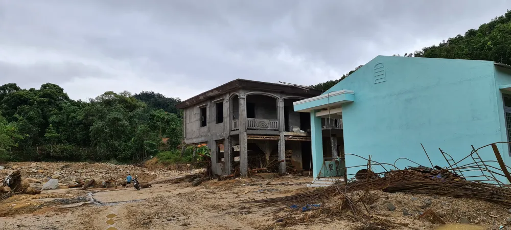 Tan hoang Phước Thành ảnh 4 Tan hoang Phước Thành ảnh 4