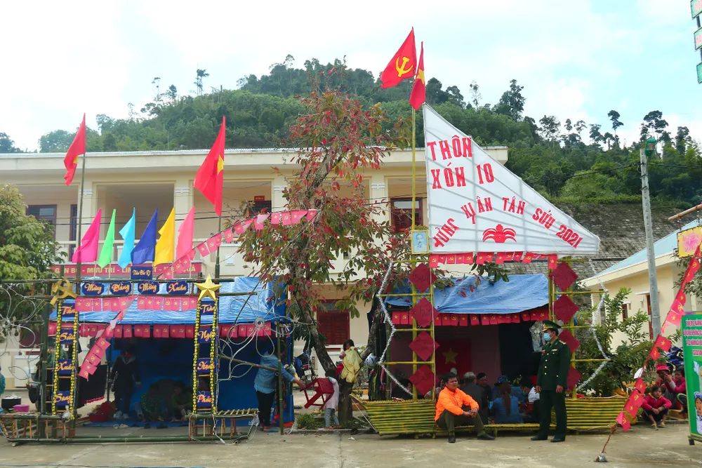 Mang tết đến cho đồng bào vùng biên ảnh 14